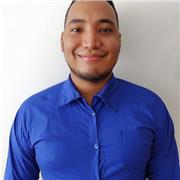 profesor de biología imparte clases particulares a niños